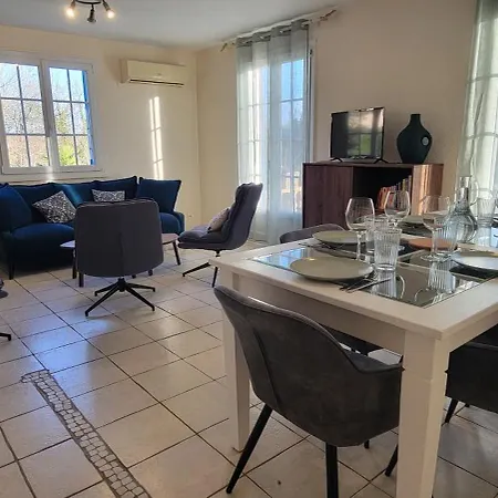 Holiday home Gite-la Mare Aux Etoiles La Douze